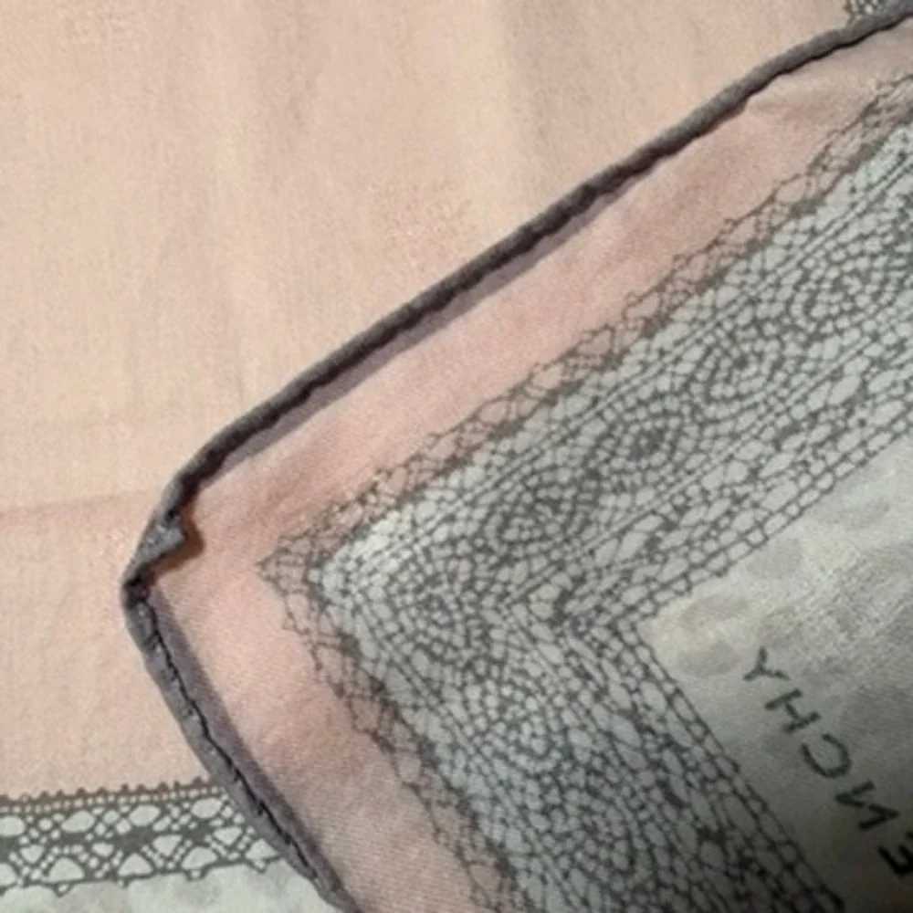 Vtg GIVENCHY Scarf Handkerchief Leopard Lace Pink Gray 18.5